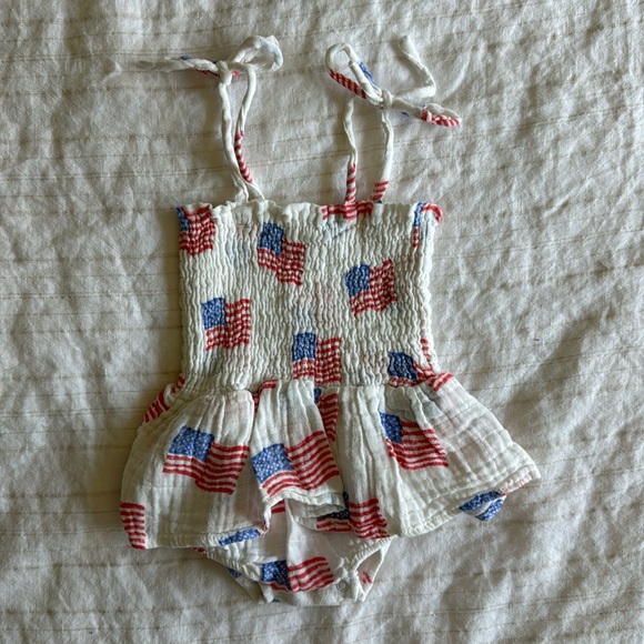 Angel Dear White and Red One Piece - Picture 1 of 2
